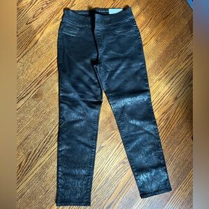 NEW WITH TAGS Chico's Foil Snake Jegging Black Croc, sz 0.5R